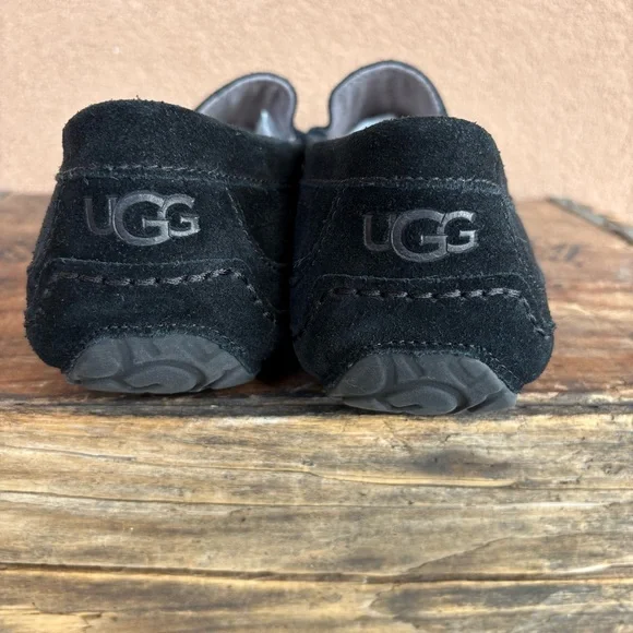 UGG Australia Men’s Alder Suede Leather Slipper